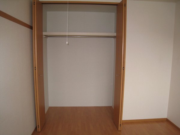 収納　クローゼット