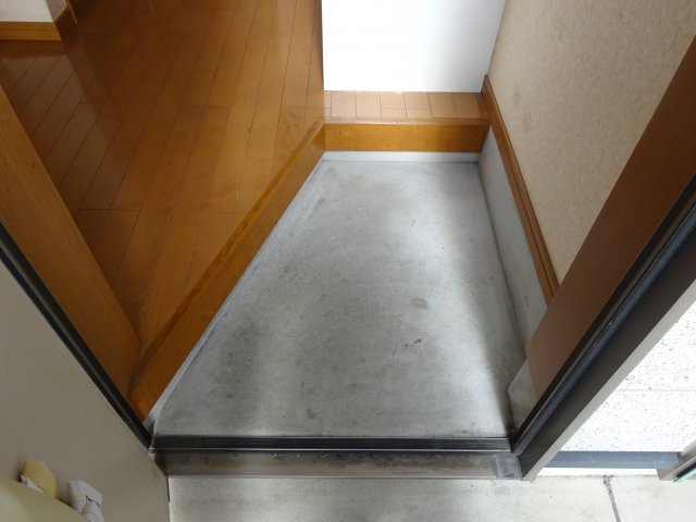 玄関　同建物の類似タイプ