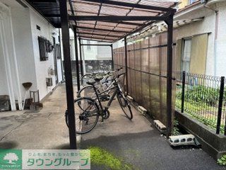 駐車場　駐輪場