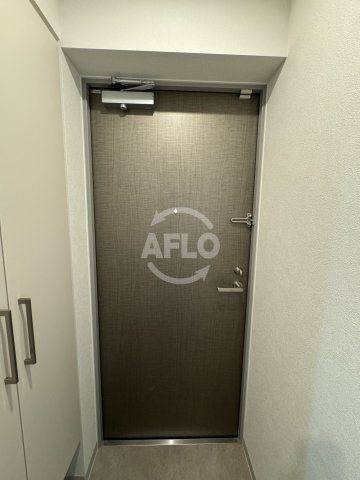 玄関　アーバネックス南森町EAST　玄関