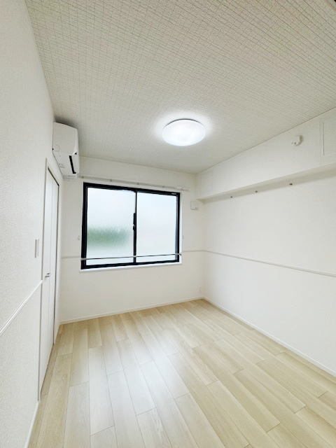 その他部屋・スペース　エアコン付きです。