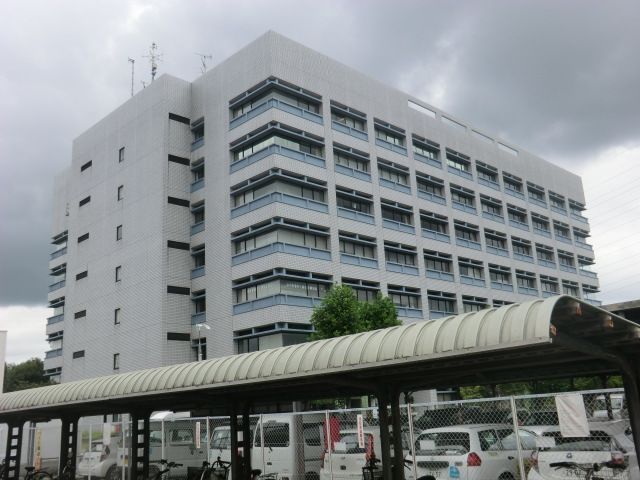 役所　三郷市役所（役所）まで1086m