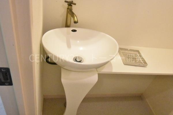 洗面設備　別部屋の参考写真です。