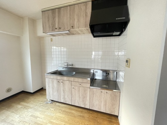 キッチン　※別部屋の写真です