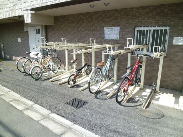 駐車場　★駐輪場★