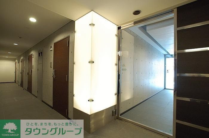 ロビー　共用廊下
