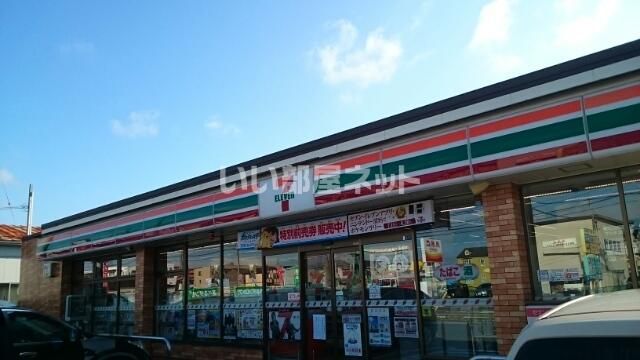 コンビニ　セブンイレブン　上所店（コンビニ）まで683m