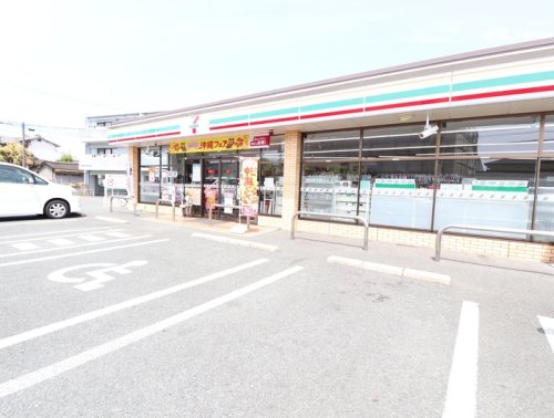 コンビニ　セブンイレブン 熊本渡鹿8丁目店（コンビニ）まで948m