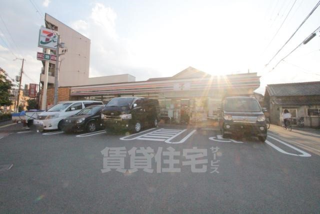 コンビニ　セブンイレブン　吹田元町店（コンビニ）まで308m