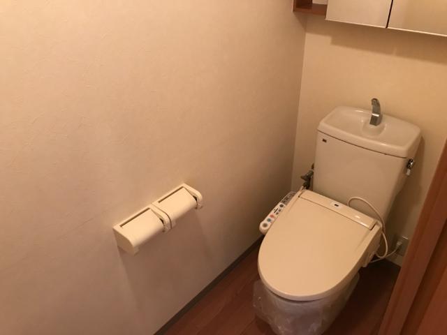 トイレ　トイレ