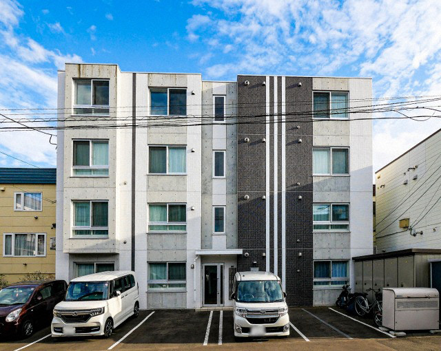建物外観　☆地下鉄東西線南郷13丁目駅まで徒歩8分！