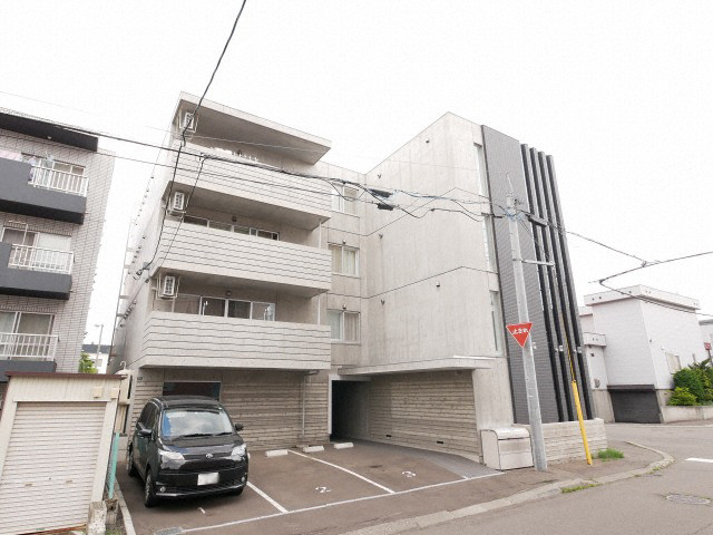 建物外観　☆物件名【ルーエ厚別中央】とお伝え下さい！