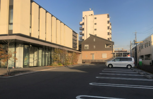 銀行　蒲郡信用金庫名古屋南支店（銀行）まで523m
