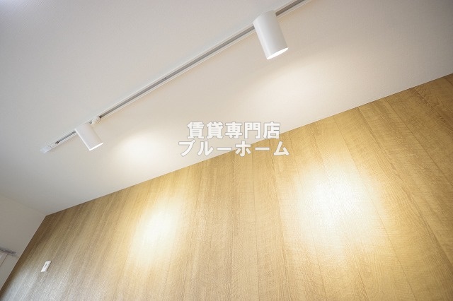 その他　オシャレなスポットライトです！