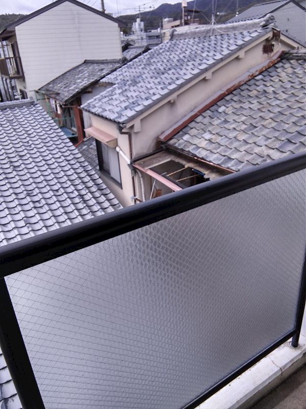 バルコニー　同建物同号室の室内写真です。