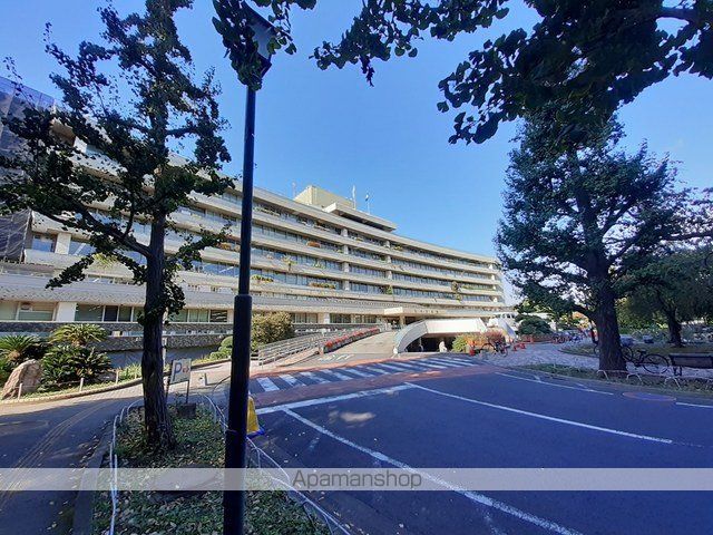 役所　荒川区役所（役所）まで397m