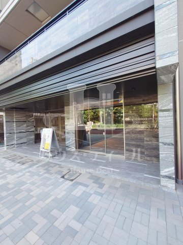 エントランス　清潔なエントランスです