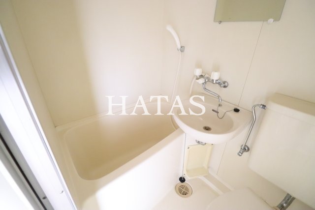 バス・シャワールーム　同物件別部屋です。