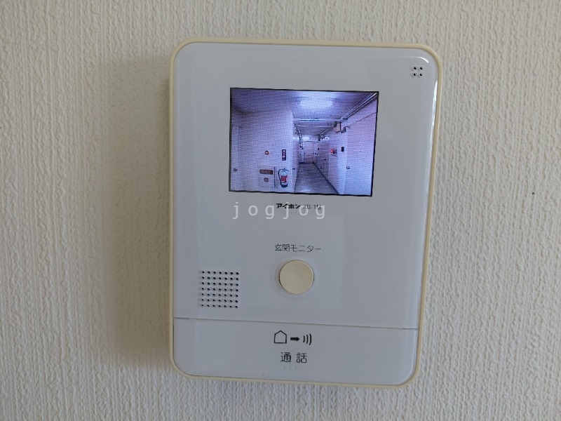 セキュリティ　モニター付きインターホンで来客確認も安心です！