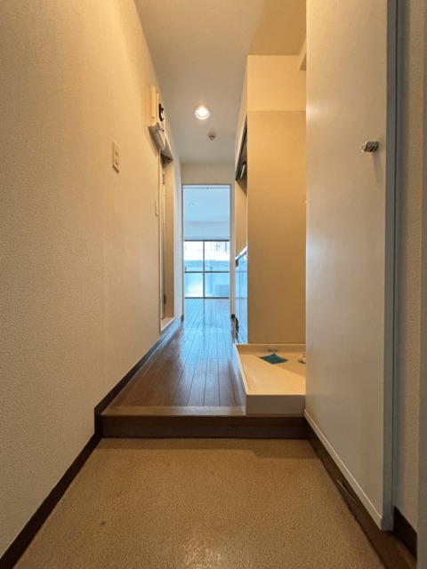 玄関　※別部屋参考写真