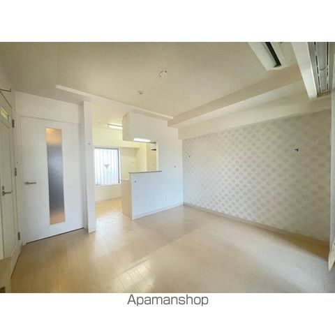 地下鉄箱崎線 呉服町駅 徒歩5分 10階建 築14年の内装写真