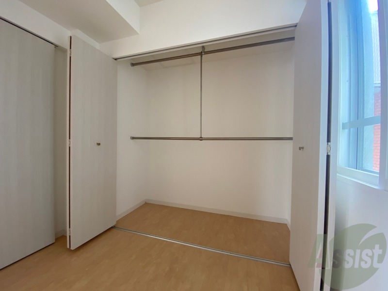 収納　寝室の収納です。部屋がすっきり片付きます。
