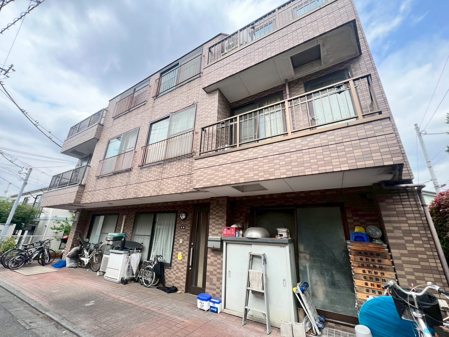 東急田園都市線 三軒茶屋駅 徒歩7分 築26年