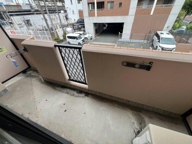 グロース駅前の内装写真