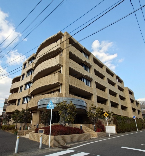 建物外観　人気のマンション！
