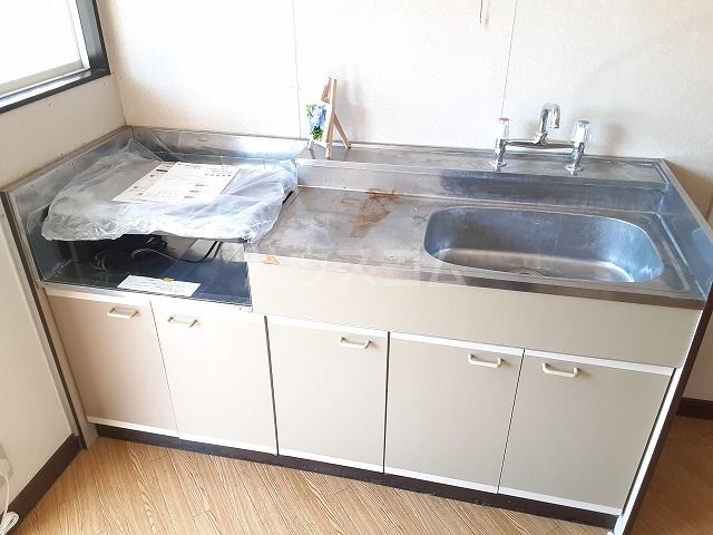 クレスト東海のキッチン写真