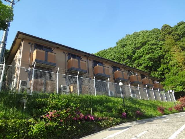 建物外観　HITOMI  DORMITORY