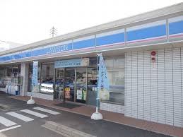 コンビニ　ローソン 大田小学校前店（コンビニ）まで376m