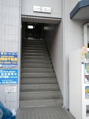 エントランス　エントランス
