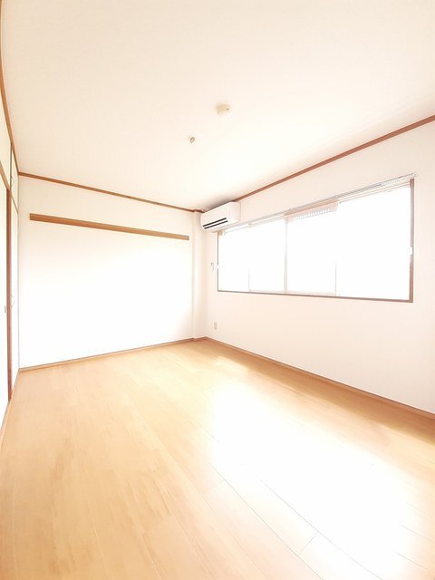 ＪＲ東北本線 郡山駅 徒歩28分 2階建 築34年の居間写真
