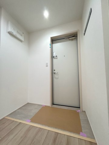フジパレス レーヴI番館の玄関写真