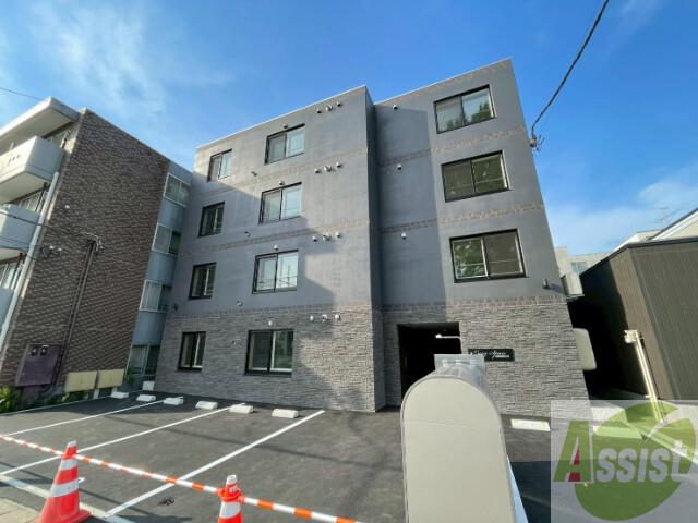 建物外観　札幌市白石区本郷通５「ラグジースペース本郷通南」