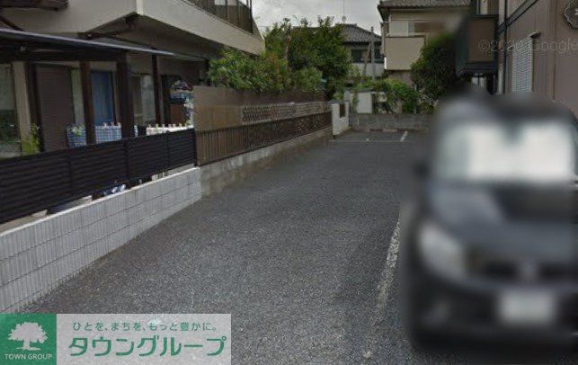 エントランス　駐車場