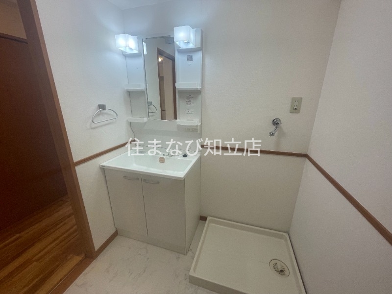 洗面設備　同型別部屋写真