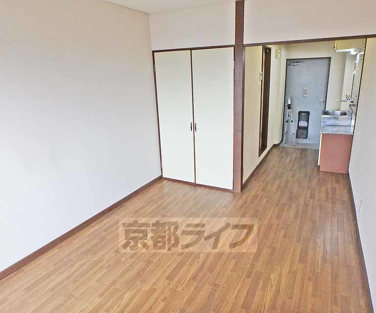 居室・リビング　フローリングのお部屋です