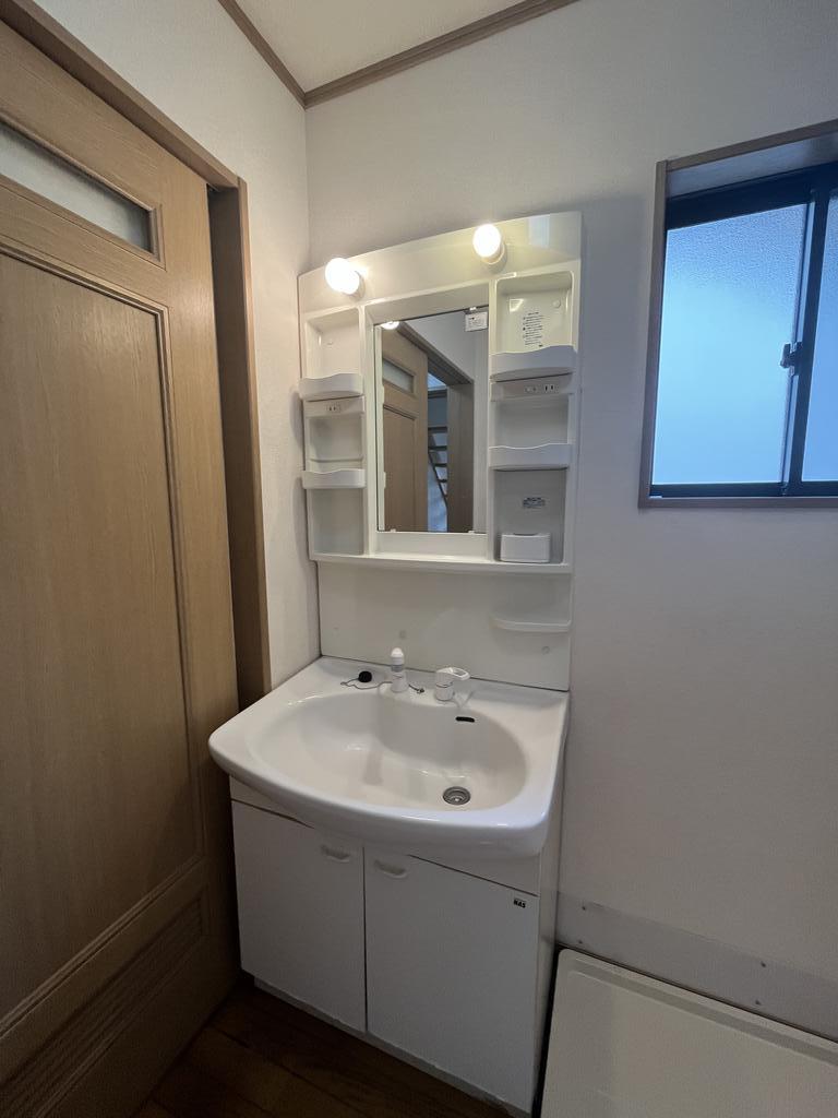 洗面設備　独立洗面台