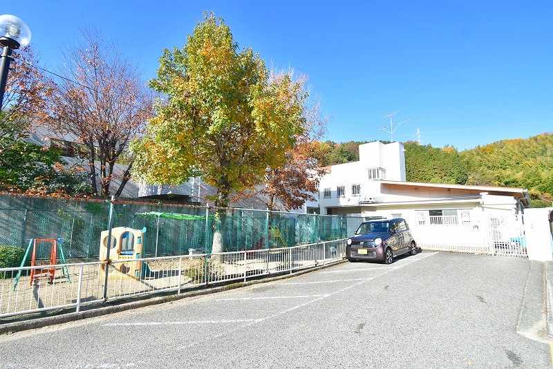 幼稚園・保育園　つくし幼稚園（幼稚園・保育園）まで712m