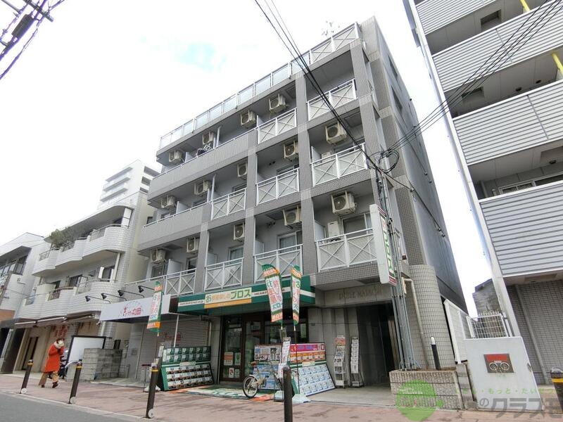 茨木市中津町のマンションの建物外観