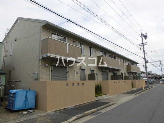 ブランドール勝川の建物外観