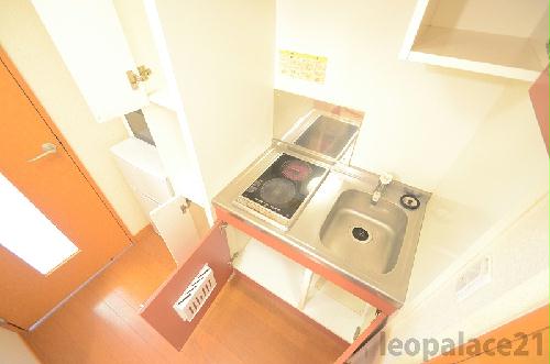 キッチン　備品や設備仕様は号室等により異なります現地をご確認下さい。