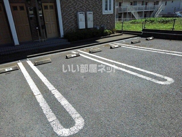 【ひたちなか市大字堀口のアパートの駐車場】