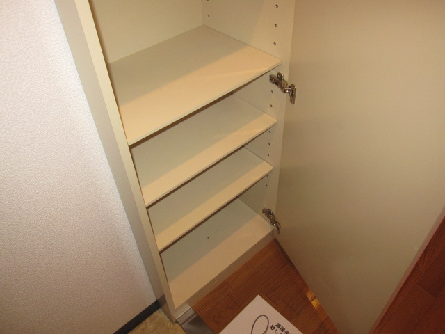 収納　シューズボックス