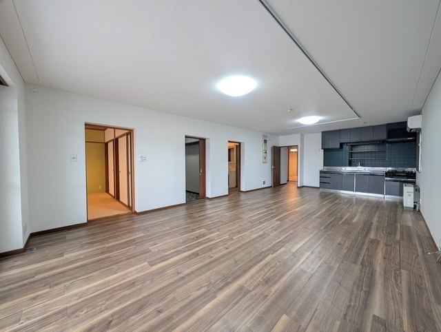 居室・リビング　２２帖の広々ＬＤＫ！！！