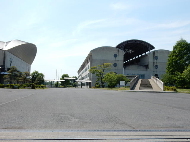 【シャトーハイツ石橋の中学校】