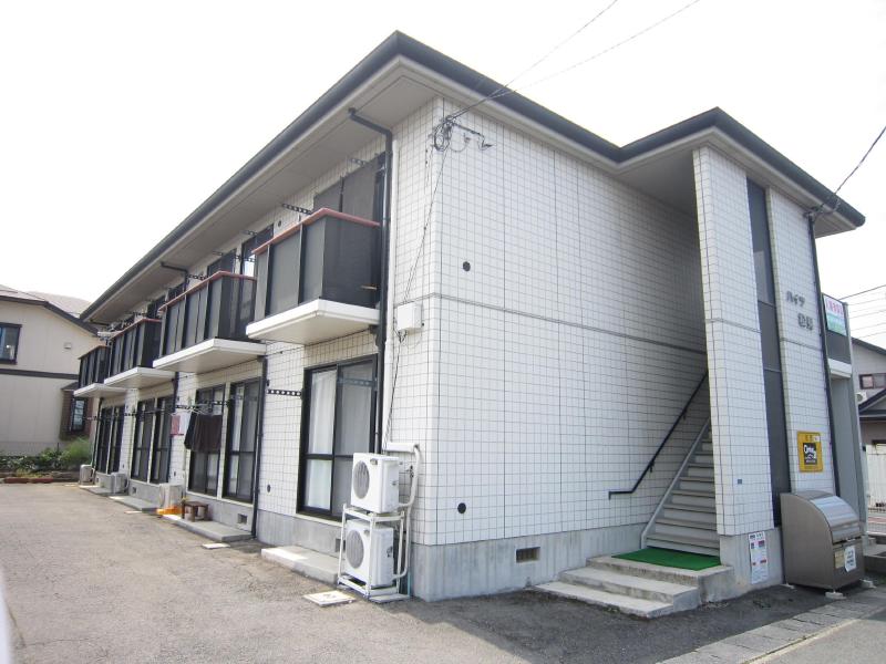 【山形市松見町のアパートの建物外観】