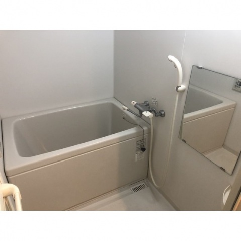 バス・シャワールーム　浴室